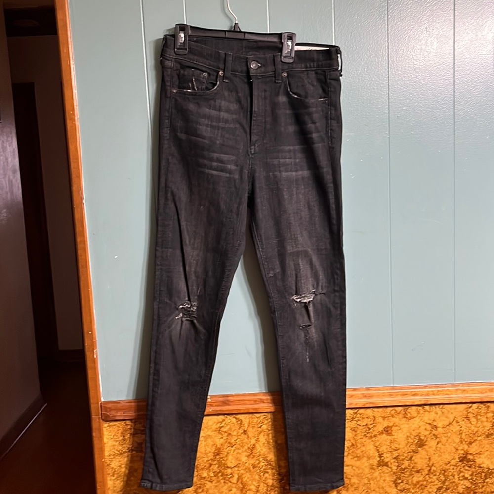 EUC rag & bone black distressed skinny jeans